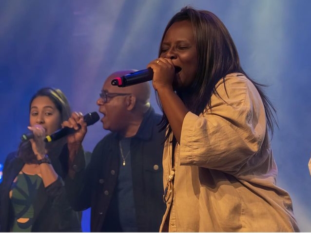 FLÁVIA GENEROSO GRAVA MÚSICA INÉDITA " JOSÉ " DO MINISTÉRIO APASCENTAR DE NOVA IGUAÇU